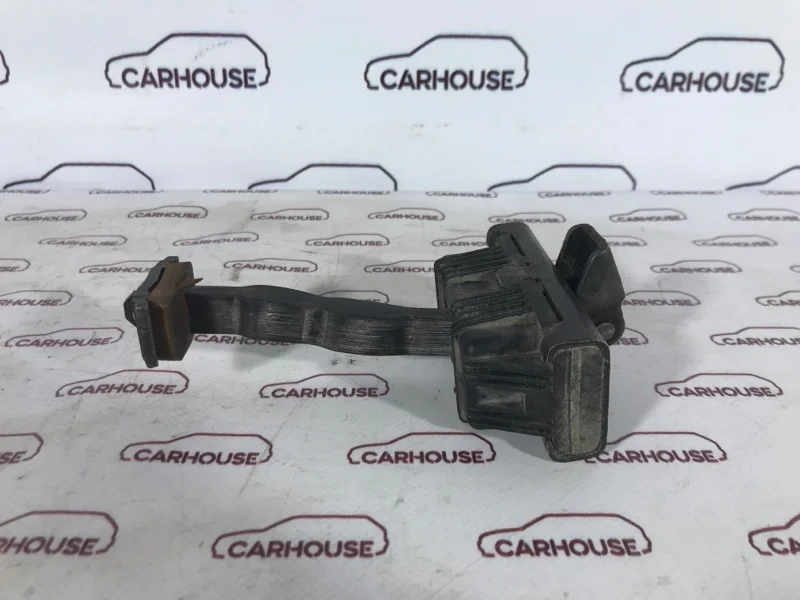 Ограничитель двери передний правый Land Rover