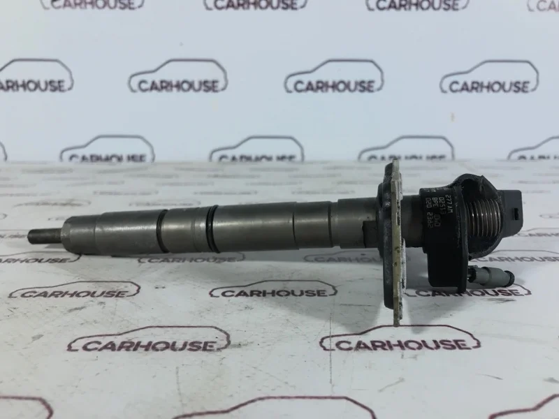 Форсунка Volkswagen Touareg NF 4.2 CKD 2010