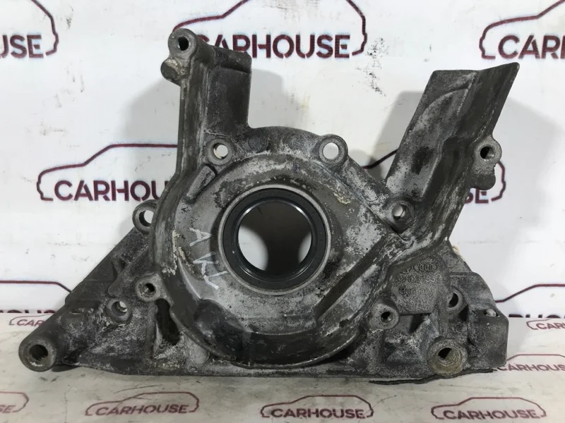 Крышка двигателя передняя Volkswagen Golf 4 1.6