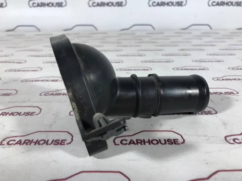 Флянец охлаждения Mazda 3 BK СЕДАН 1.6 Z6 2008