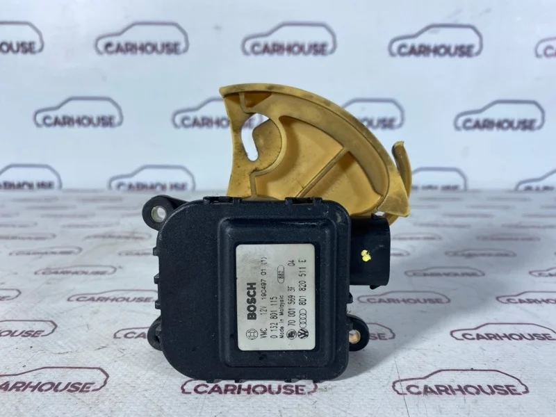 Моторчик заслонки печки Audi A4 B5 1.8 1997