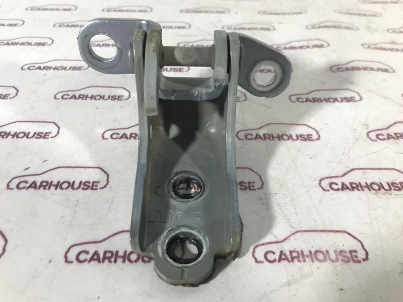 Петля двери передняя левая Honda CRV 2.0 R20A2