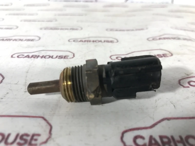 Датчик температуры охлаждающей жидкости Mitsubishi