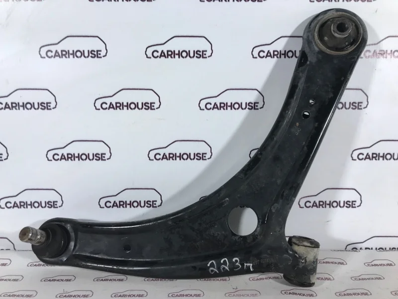 Рычаг подвески передний правый Mitsubishi Lancer X