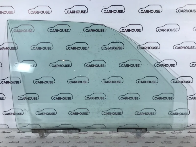 Стекло переднее правое Mitsubishi Pajero Sport 3.0