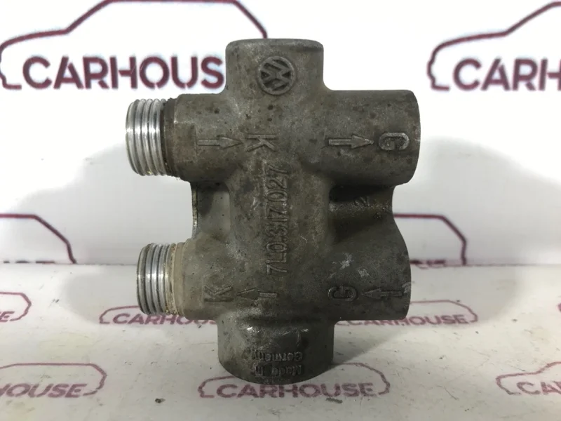 Термостат Volkswagen Touareg GP 4.2 AXQ 2003