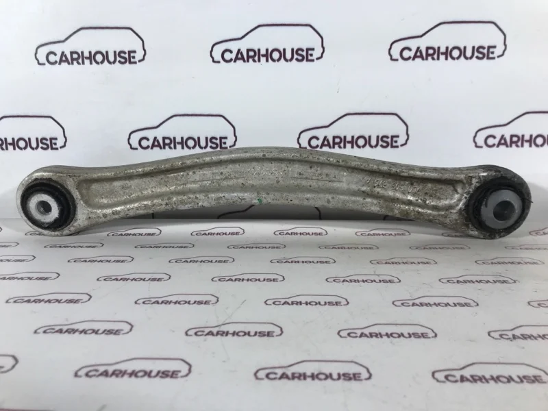 Рычаг подвески задний правый Volkswagen Touareg NF