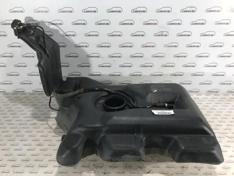Топливный бак (бензобак) Audi A6 C5 2.4 ARJ 1998