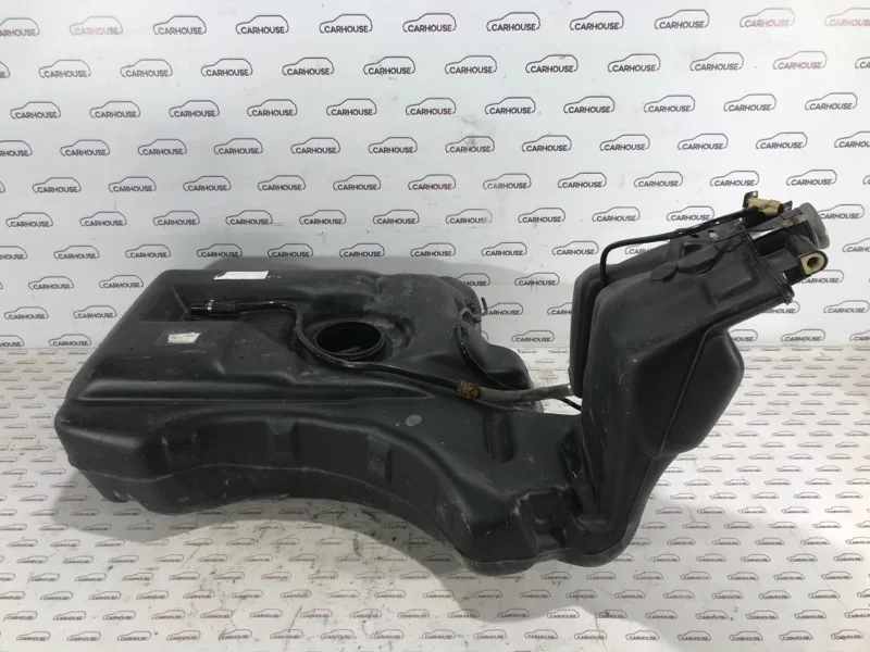 Топливный бак (бензобак) Audi A6 C5 2.4 ALF 1998