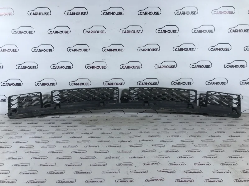 Усилитель заднего бампера Volkswagen Touareg NF