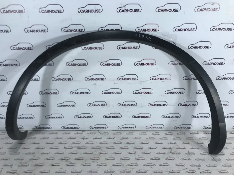 Накладка на крыло задняя правая Volkswagen Touareg