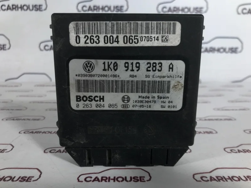 Блок управления парктрониками Volkswagen Golf