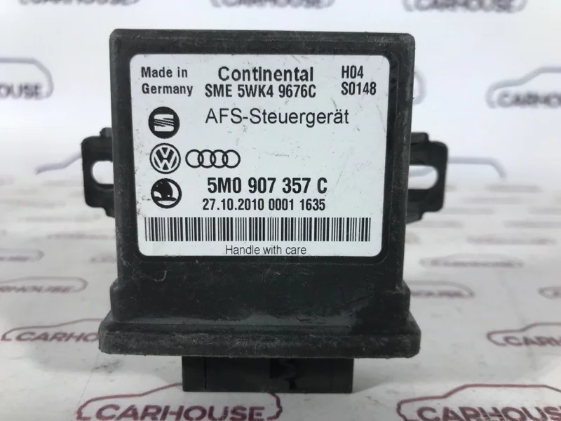 Блок управления освещением Volkswagen Passat B7