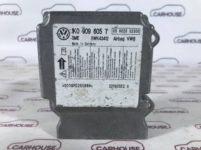 Блок управления аирбаг Skoda Octavia A5