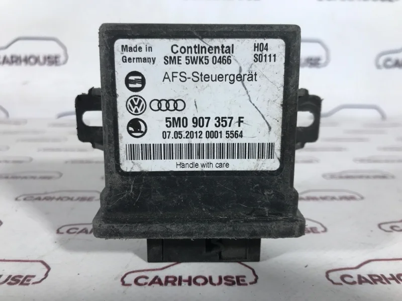 Блок управления освещением Volkswagen Passat B7