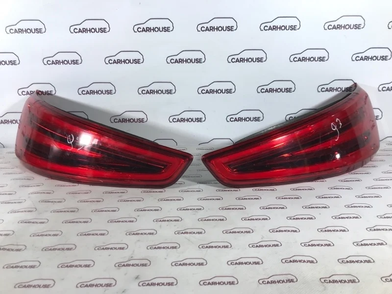 Фонари задние Audi Q3