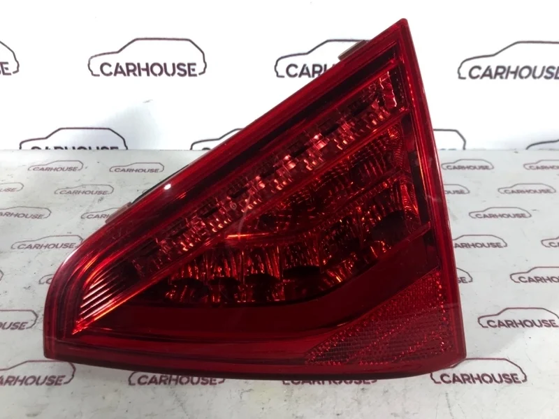 Фонарь задний правый Audi A5 8T