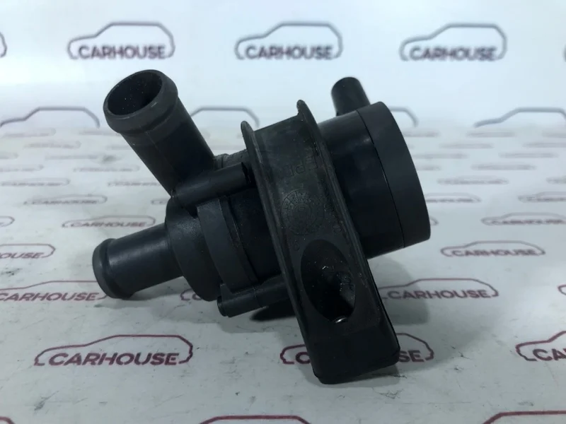 Насос водяной электрический Audi Q5 2.0 CDN