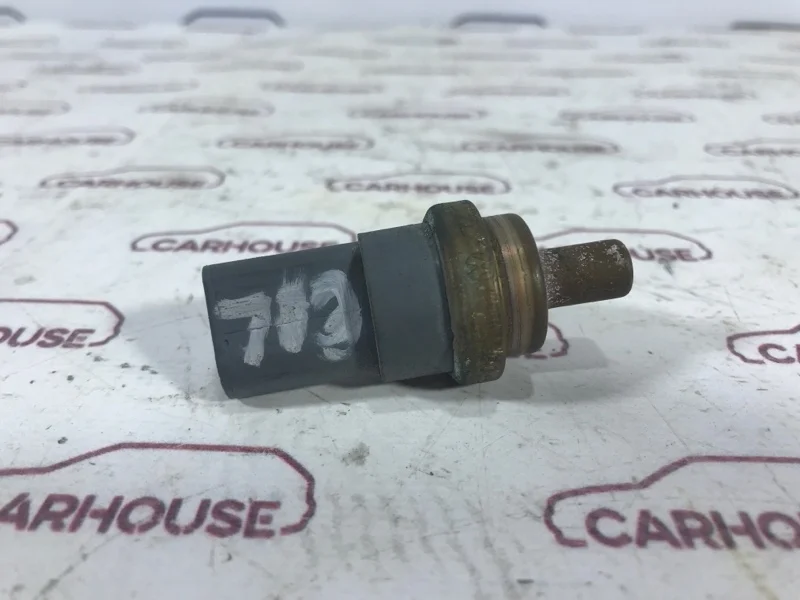 Датчик температуры охлаждающей жидкости audi A5