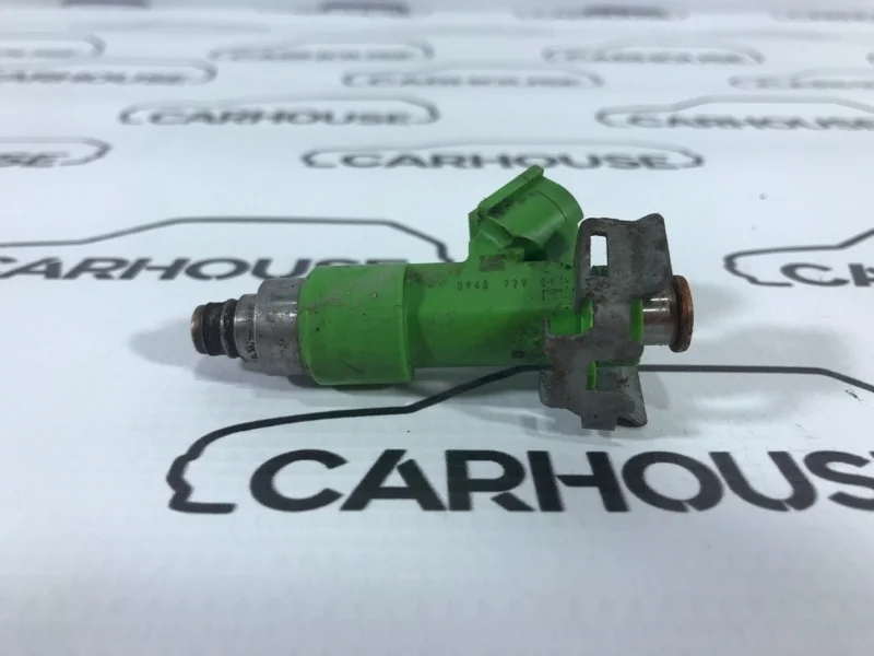 Форсунка Infiniti G35 3.5 VQ35HR