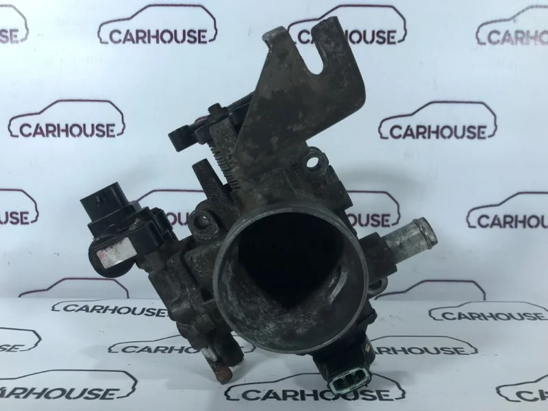 Дроссельная заслонка Toyota Corolla 150 1.8 1ZZ-FE