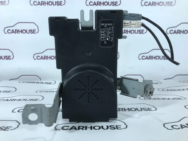 Усилитель антенны Audi A3