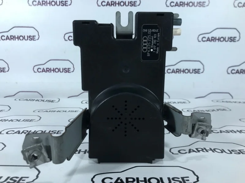 Усилитель антенны Audi A3