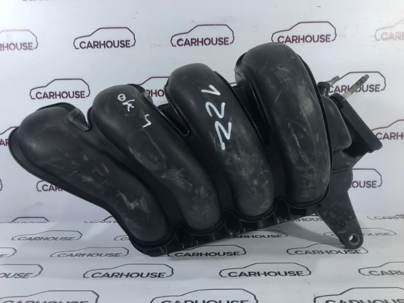 Коллектор впускной Toyota Corolla 150 1.8 1ZZ-FE