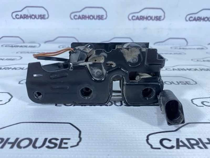 Замок капота Audi Q7