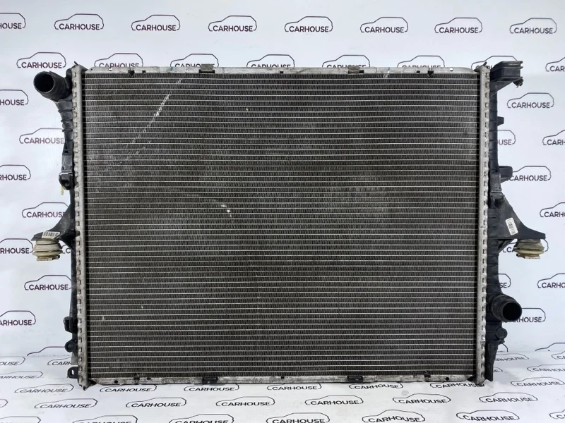 Радиатор ДВС Audi Q7