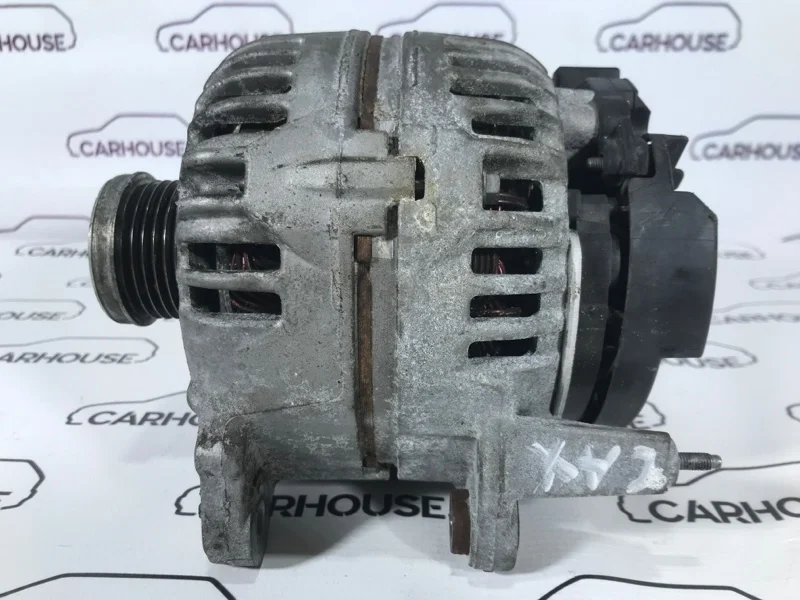 Генератор Volkswagen Passat B7 1.4 CAX