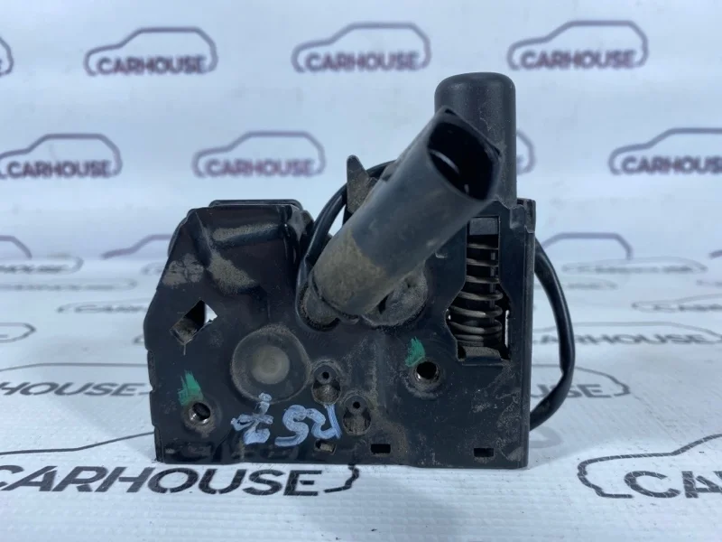 Замок капота Audi RS7