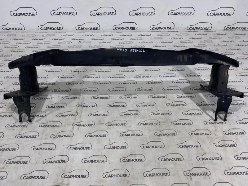 Усилитель переднего бампера Volkswagen Touareg GP