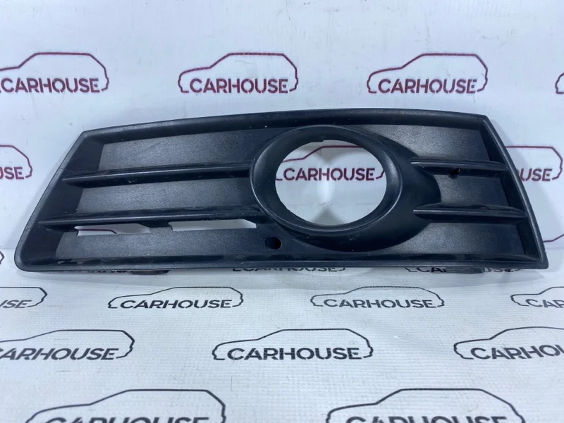 Решётка в бампер передняя левая Volkswagen Passat