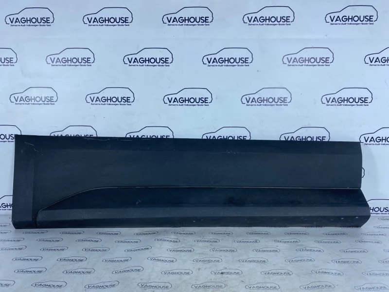 Молдинг двери правый audi q5 2017