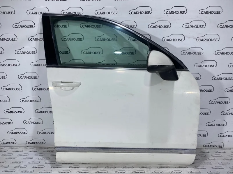 Дверь передняя правая Volkswagen Touareg NF 2014