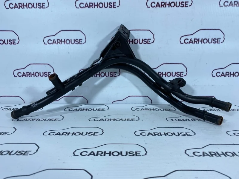 Трубка охлаждения Audi A4 1.8 CDA