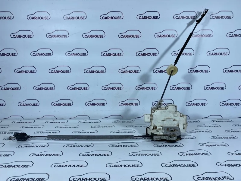 Замок двери задний левый Volkswagen Touareg NF