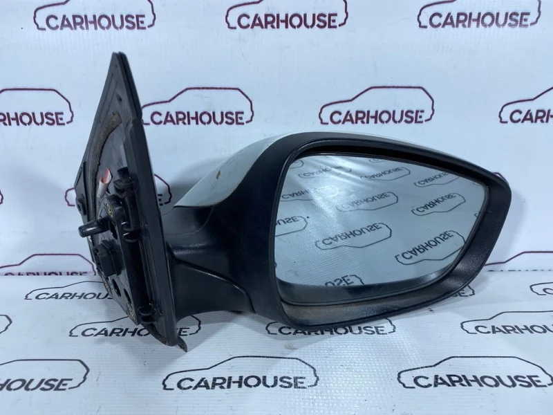 Зеркало переднее правое Hyundai Solaris 2013