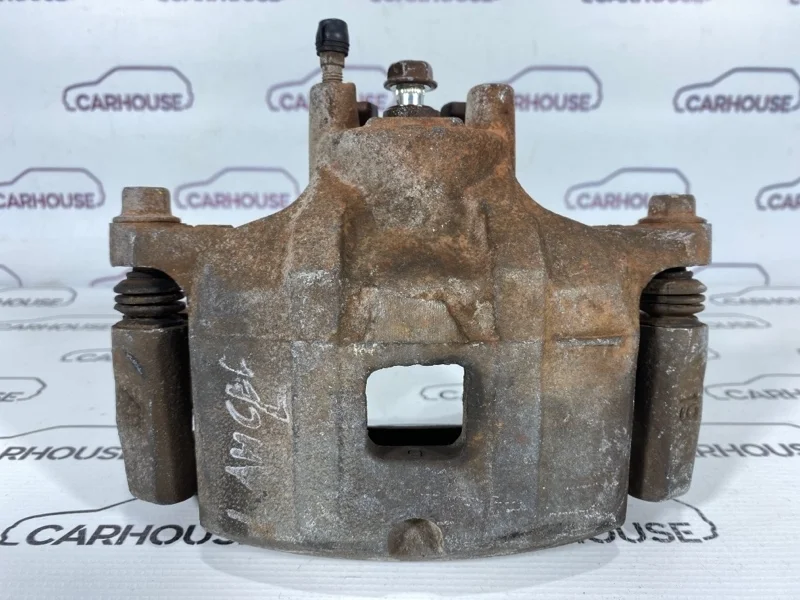 Суппорт передний правый Mitsubishi Lancer 9 1.6