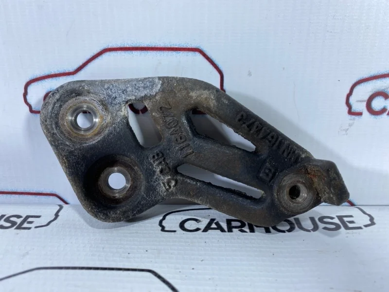 Кронштейн кондиционера Mitsubishi Colt 6 1.5 4A91