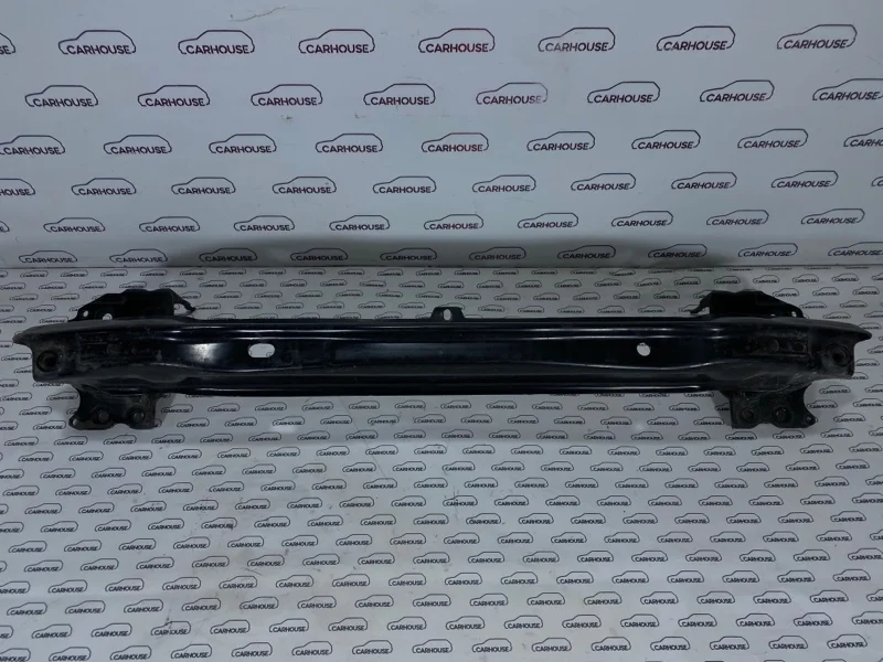 Усилитель переднего бампера Volkswagen Touareg GP