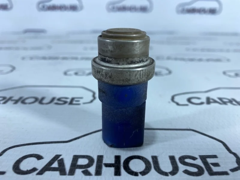 Датчик температуры охлаждающей жидкости Volkswagen