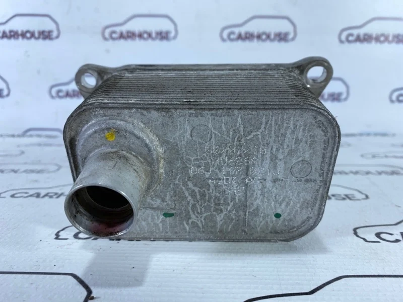 Радиатор масляный Volkswagen Passat B6 1.8 CDA