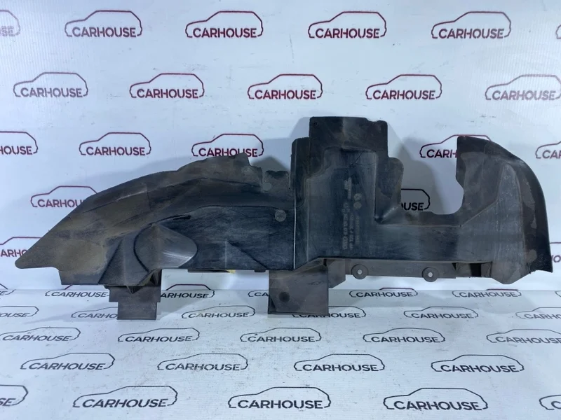 Воздуховод передний правый Audi Q7 4L 2009