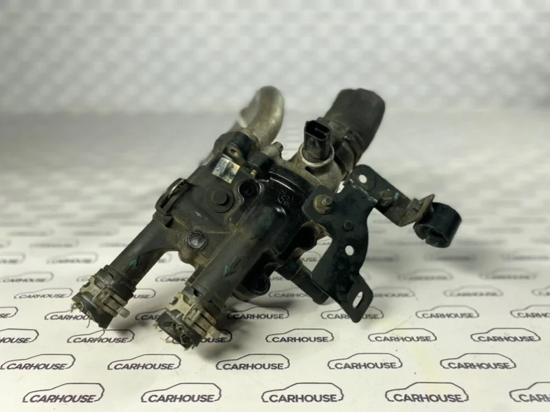 Корпус термостата Opel Astra H Z18XER