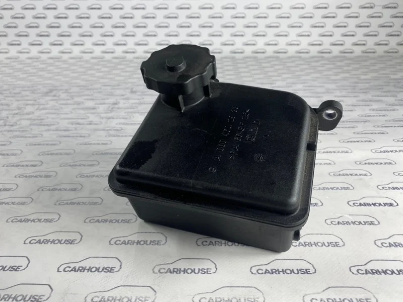 Бачок гидроусилителя Mercedes Benz C-Klass W204