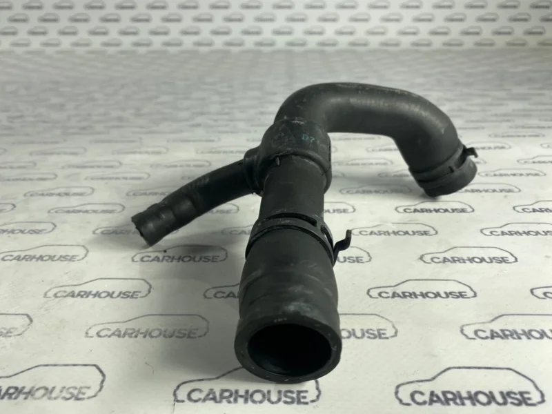 Патрубок охлаждения Mercedes Benz C-Klass W204 1.8