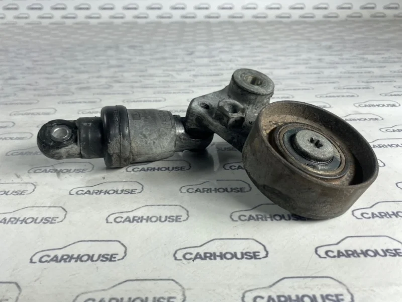 Натяжитель ремня Kia Sorento 3.8 G6DA 2010