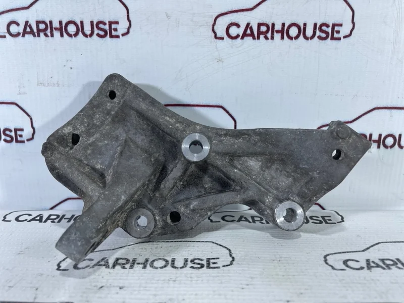 Кронштейн генератора Mitsubishi Outlander 3.0 6B31